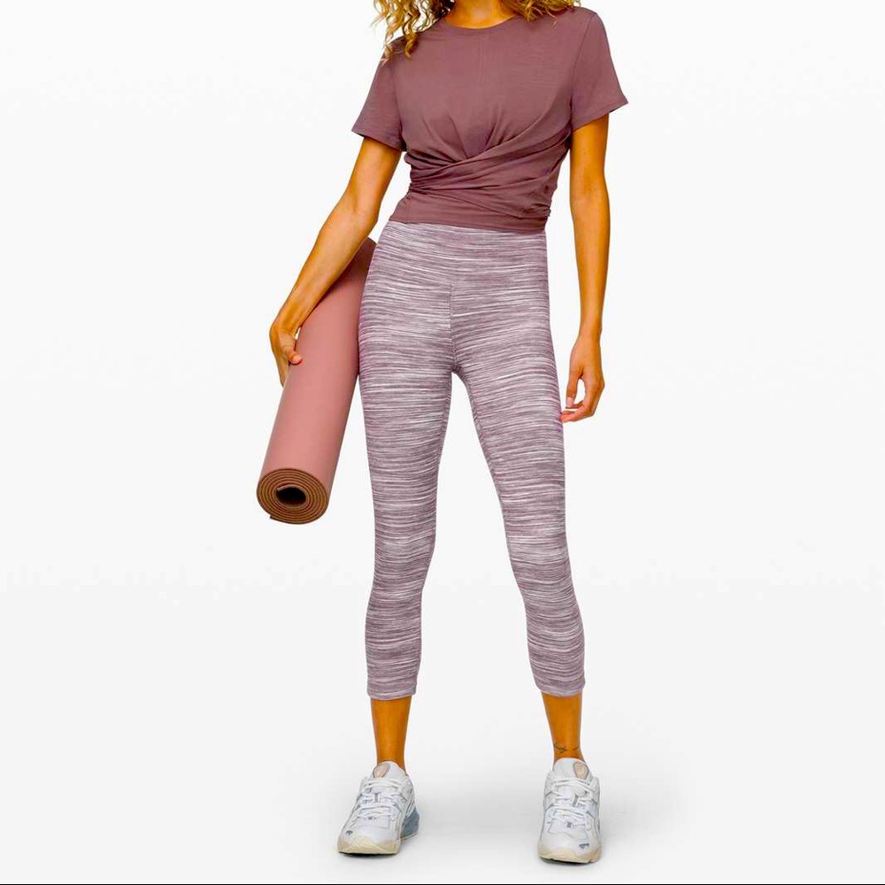 Lululemon Wunder Under crop leggings 25” Size 6
